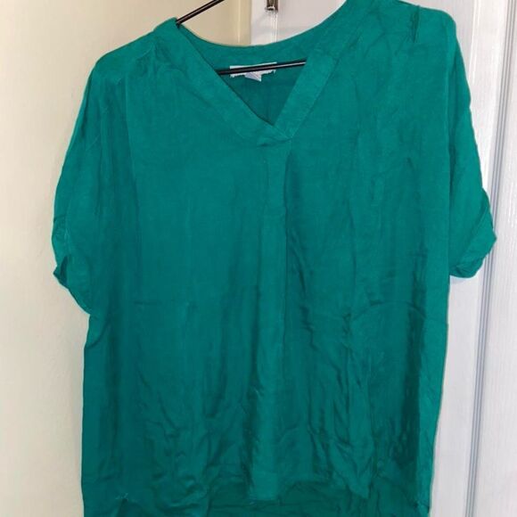 Teal Blouse 
Nine West 
Like New 
Only worn once - Picture 1 of 3